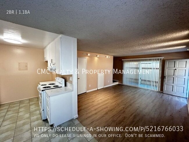 852 Orizaba Ave in Long Beach, CA - Building Photo - Building Photo