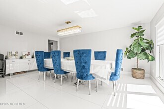 24 Valley Forge Rd in Eatontown, NJ - Building Photo - Building Photo