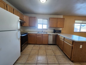 912 Jeanette Pl in Belgrade, MT - Building Photo - Building Photo