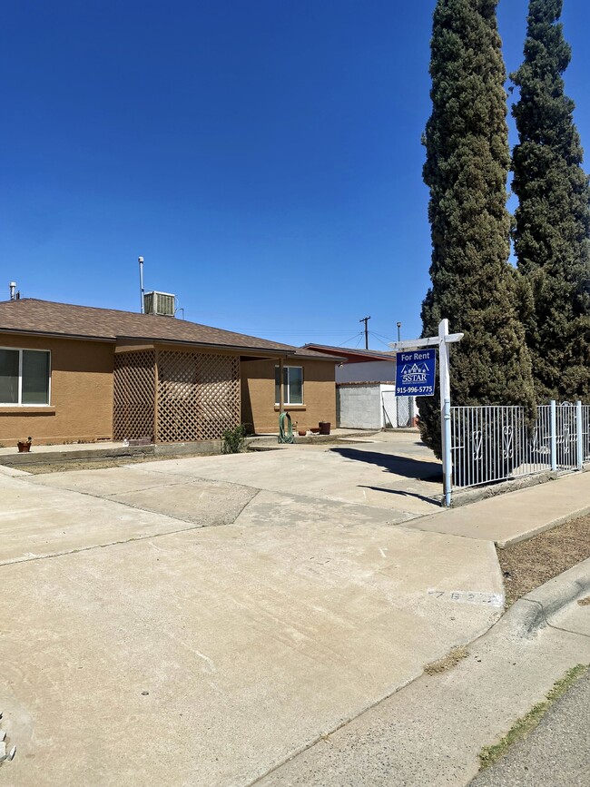 property at 7623 Corozal Dr