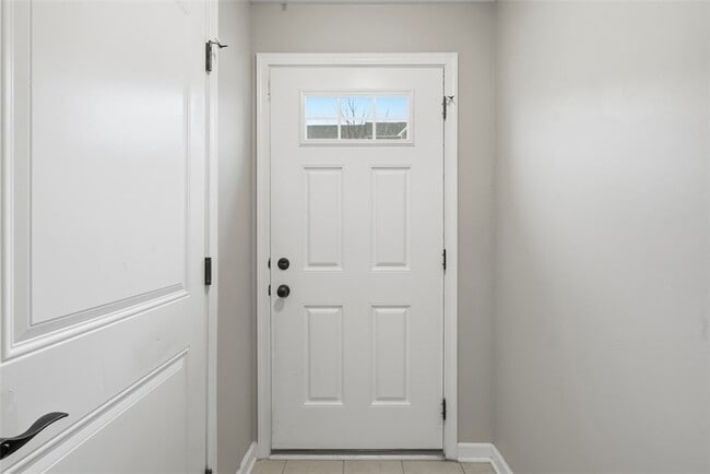 1204 Pointe View Dr in Mars, PA - Building Photo - Building Photo