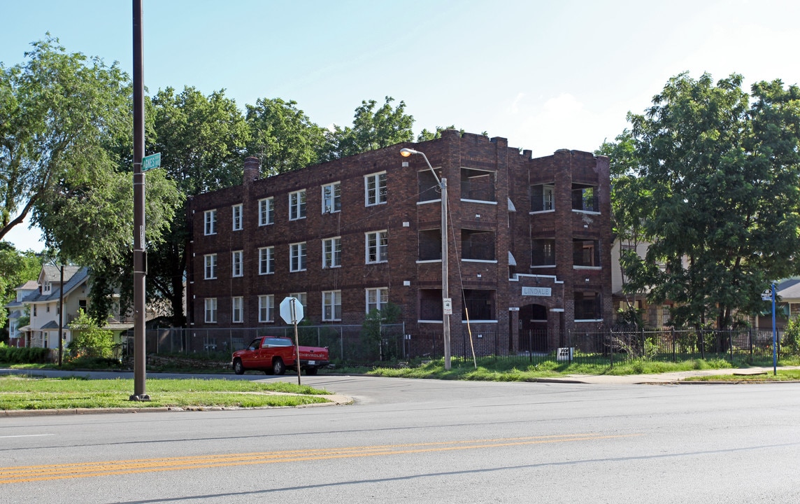 Lindale in Kansas City, MO - Foto de edificio