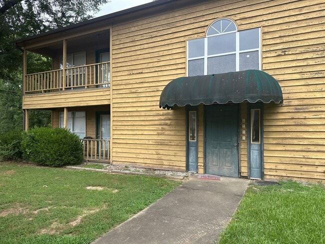 property at 2401-2415 W C St