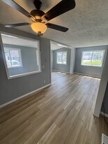 156 Valparaiso St in Valparaiso, IN - Building Photo