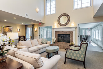 Ridgeview Highlands Apartments & Townhomes in Appleton, WI - Foto de edificio - Interior Photo