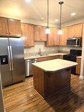14218 Brittany Terrace in Oregon City, OR - Building Photo - Building Photo