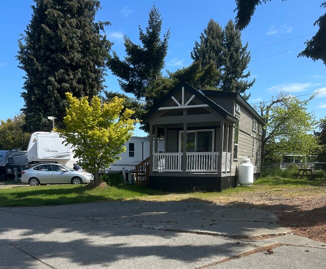 261831 US-101 in Sequim, WA - Building Photo - Building Photo