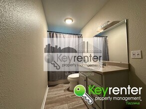 5210 S K St in Tacoma, WA - Building Photo - Building Photo