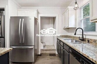 1930 Normal St in Decatur, GA - Foto de edificio - Building Photo