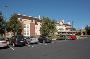 Cortland Square in Apple Valley, MN - Building Photo