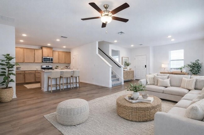 108 Makinaw Rd in Hutto, TX - Building Photo - Building Photo