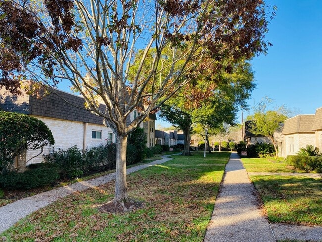 property at 30 River Creek Way