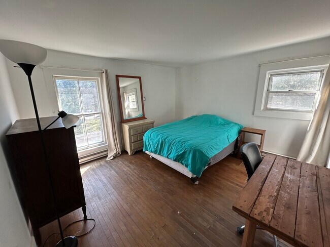 property at 19 Cary Rd