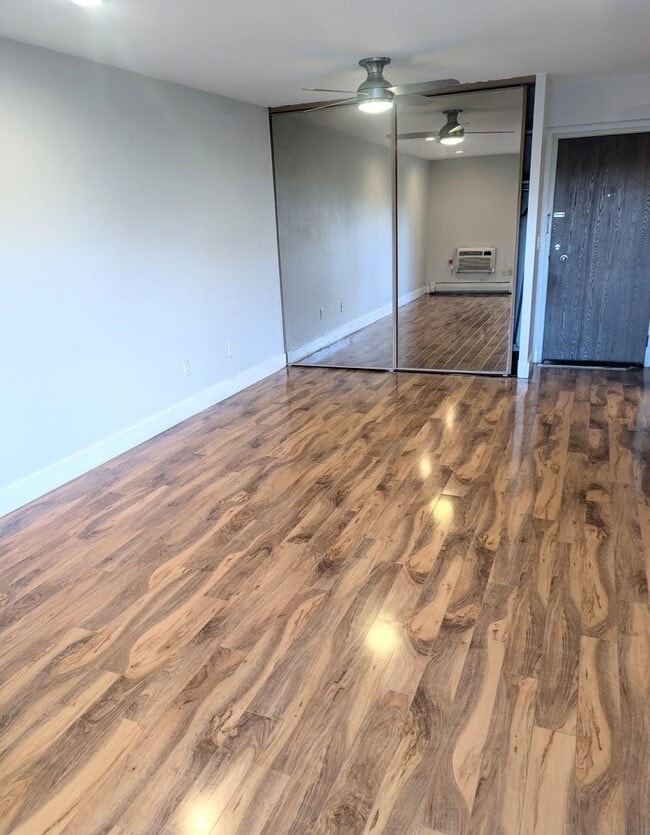 4110 Hale Pky, Unit Atlantis Condominiums in Denver, CO - Building Photo - Building Photo