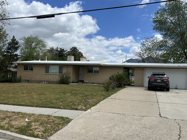 property at 575 S Coleman St