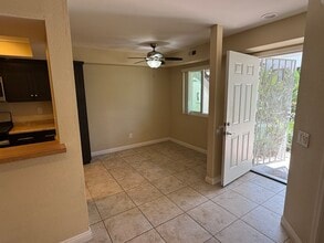 13222 Salmon River Rd, Unit 102 in San Diego, CA - Building Photo - Building Photo