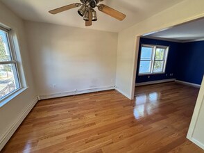 9 Irving St, Unit 2 in Medford, MA - Building Photo - Building Photo