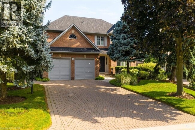 property at 19 Honeysuckle Crescent