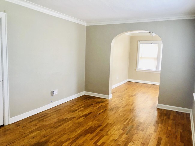 1114 W 45th St-Unit -3 in Kansas City, MO - Building Photo - Building Photo