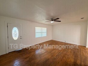 937 Moravon Ave in Jacksonville, FL - Building Photo - Building Photo