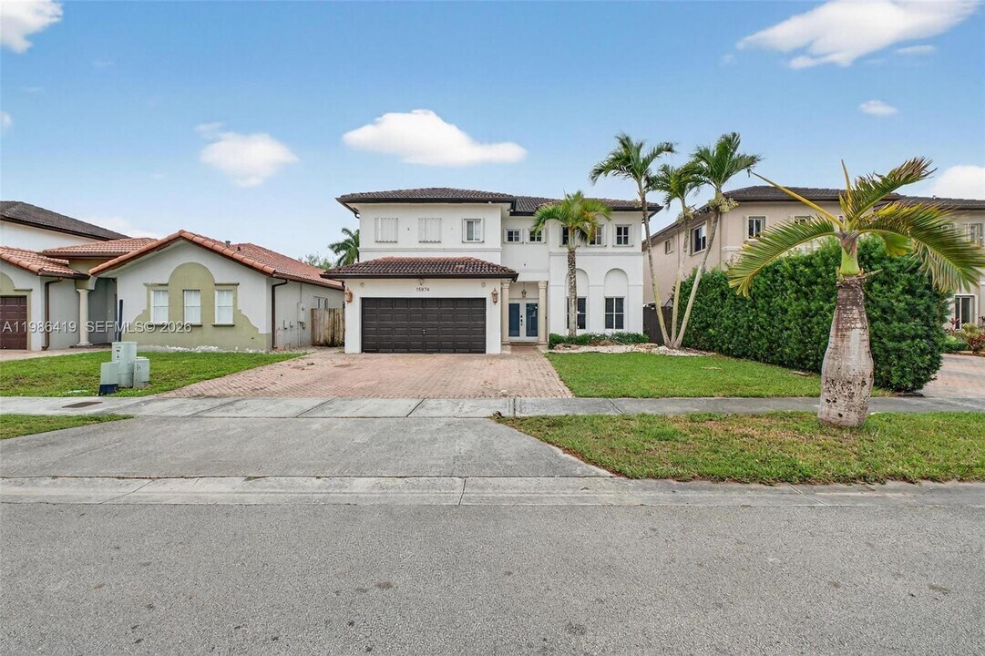 15874 SW 138th Terrace in Miami, FL - Building Photo