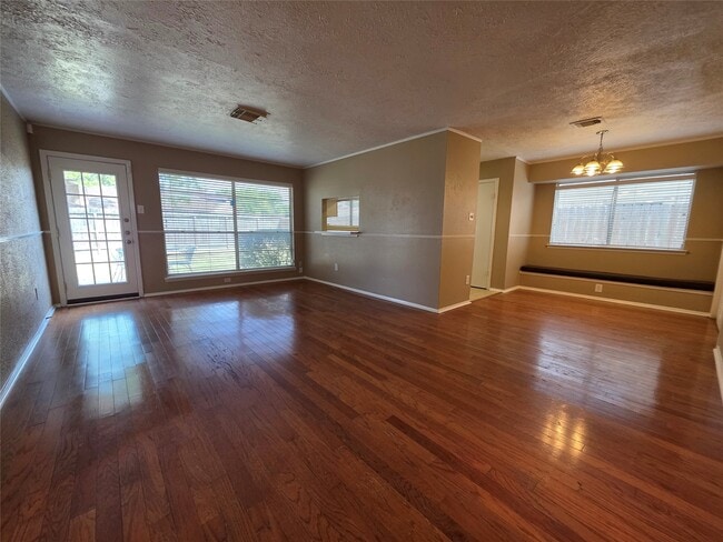 463 Lost Rock Dr in Webster, TX - Building Photo - Building Photo