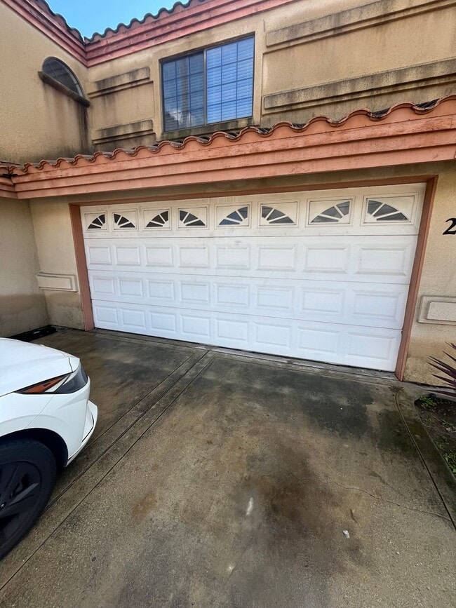 248 E 5th St in Azusa, CA - Building Photo - Building Photo