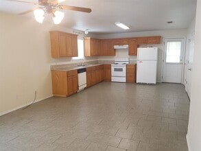 309 S Blue Jay Ct in Weatherford, TX - Building Photo - Building Photo