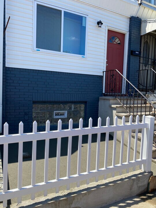 2002 S 65th St Photo