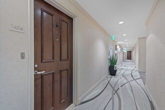 4545 Commerce St in Virginia Beach, VA - Foto de edificio - Building Photo