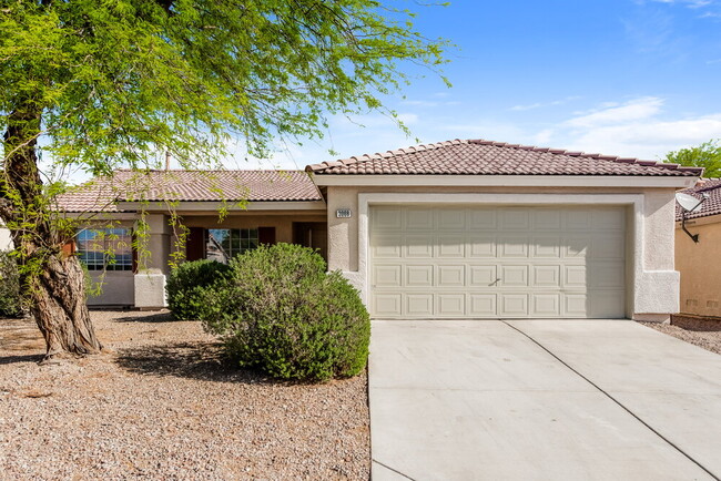 property at 3008 Silver Canyon Ln