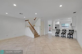 321 Oregon St in Hollywood, FL - Building Photo - Building Photo