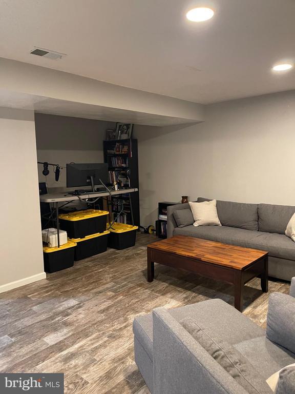 4129 Trowbridge St in Fairfax, VA - Building Photo - Building Photo