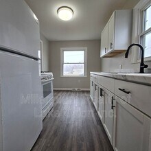 353 South Blvd W in Pontiac, MI - Building Photo - Building Photo