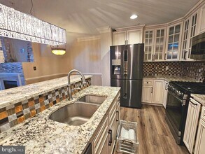 14219 St Germain Dr in Centreville, VA - Building Photo - Building Photo
