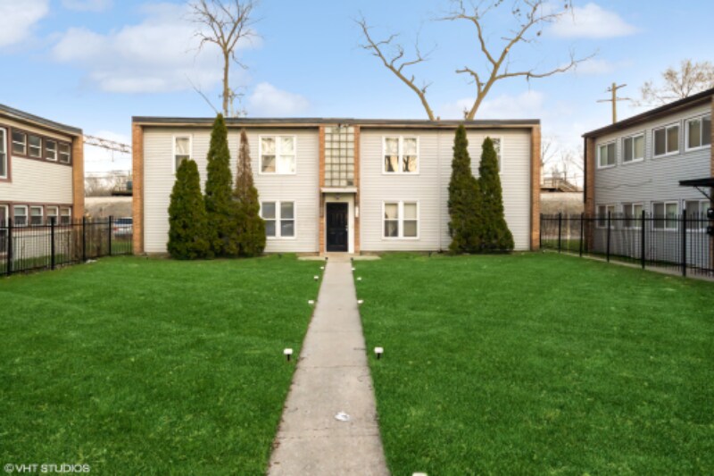 8637 S Ingleside Ave-Unit -1 in Chicago, IL - Building Photo