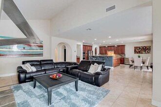 22420 N 37th Run in Phoenix, AZ - Building Photo - Building Photo