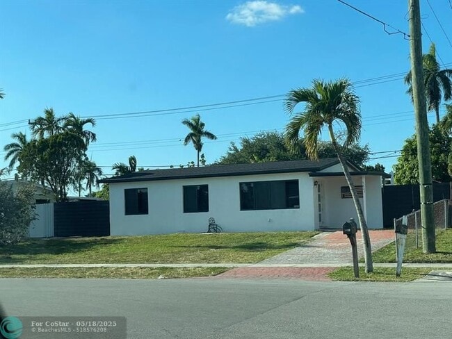 property at 5601 SW 39th St