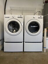 1080 Finrod Ct in Westlake Village, CA - Foto de edificio - Building Photo