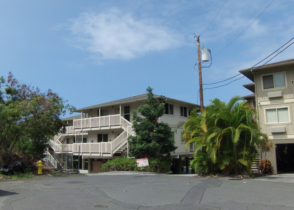 75-5758 Alahou St in Kailua Kona, HI - Building Photo