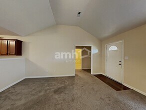 2009 Slayton Dr in Spring Hill, TN - Building Photo - Building Photo
