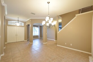 1590 Shadowmoss Cir in Lake Mary, FL - Foto de edificio - Building Photo