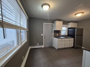 413-415 N Penn Ave in Minneapolis, MN - Building Photo - Building Photo