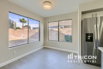 42378 Sparks Dr in Maricopa, AZ - Building Photo - Building Photo