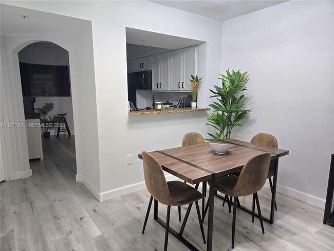 22311 SW 88th Pl in Cutler Bay, FL - Building Photo - Building Photo