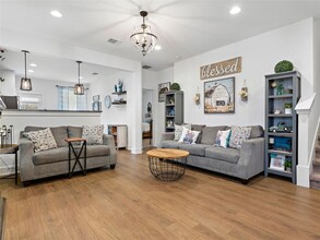 557 Peace Dr in Liberty Hill, TX - Building Photo - Building Photo