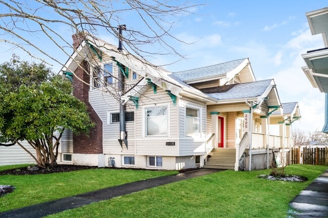 property at 2425 Rockefeller Ave