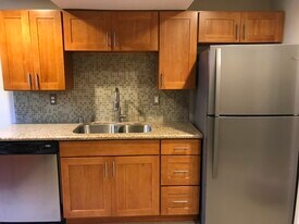706 N 188th St in Shoreline, WA - Building Photo