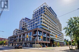 115 Denison Ave in Toronto, ON - Building Photo