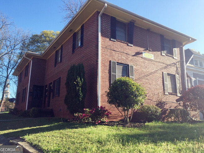 property at 1037 Oglethorpe Ave SW